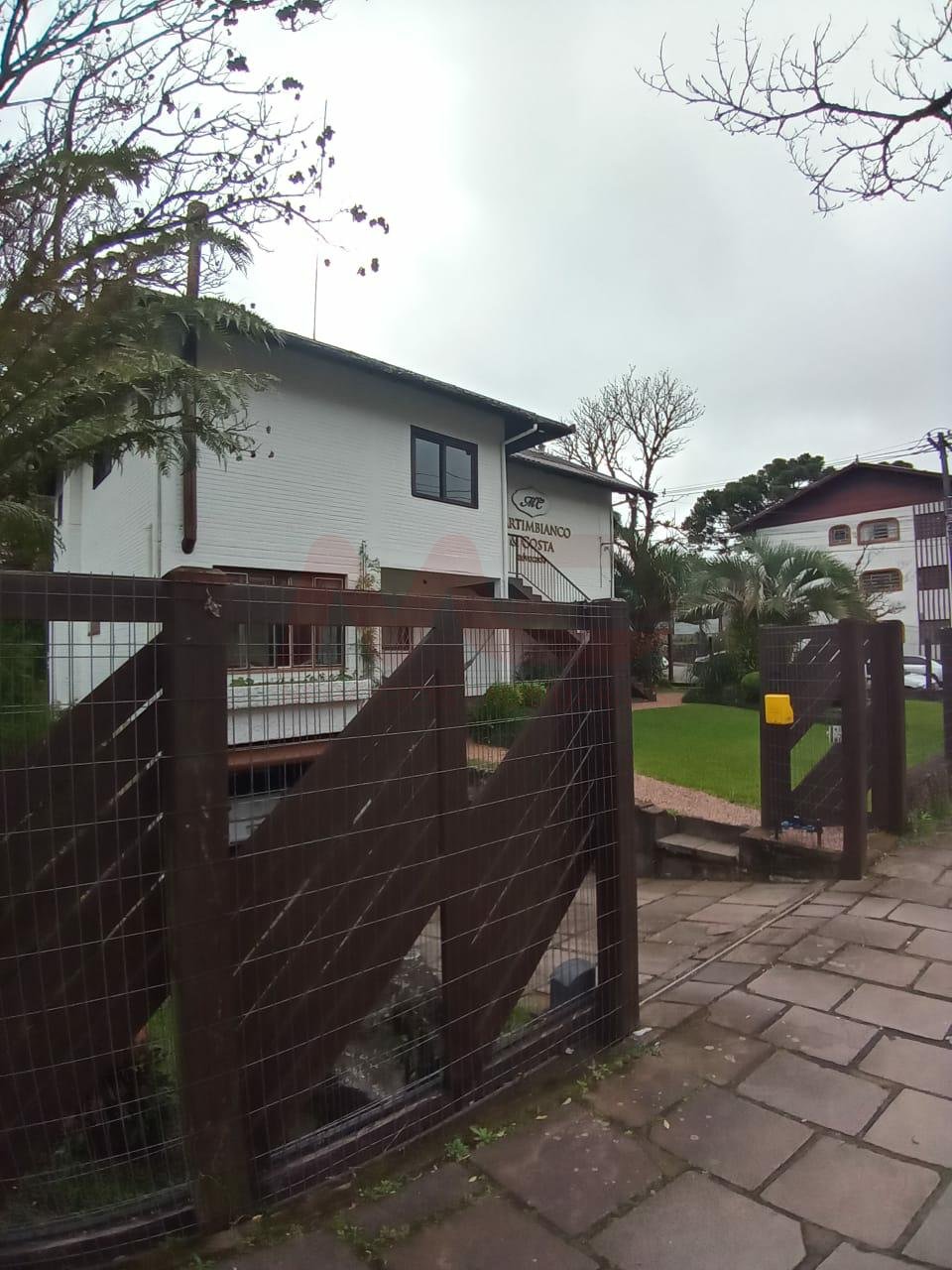 CASA 3 DORMITÓRIOS