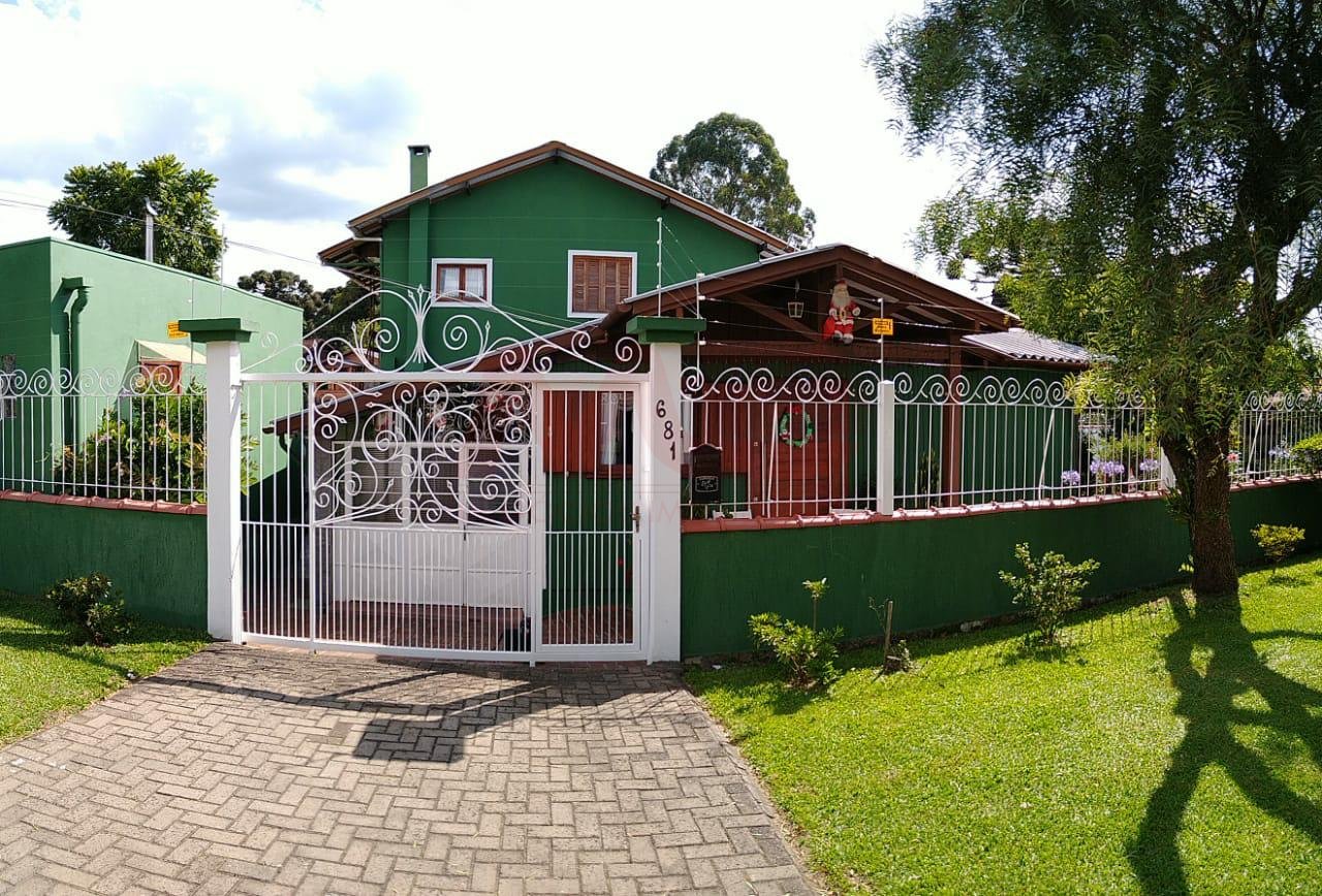 CASA 3 DORMITÓRIOS