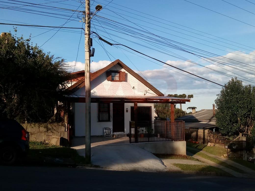 CASA 3 DORMITÓRIOS